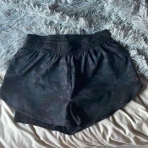 black danskin camo layered athletic shorts